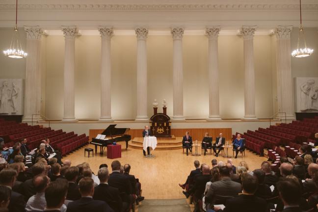 Paneldiskussion på Helsinki GSE, foto: George Atanassov