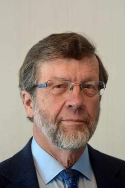 Alf-Erik Lerviks är utnämnd till hedersdoktor vid EBS.