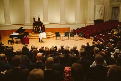 Bengt Holmström på Helsinki GSE