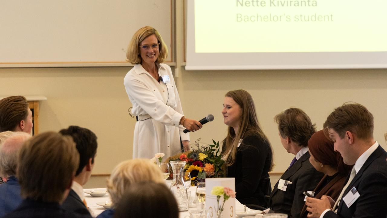 Christina Dahlblom interviewing Nette Kiviranta.