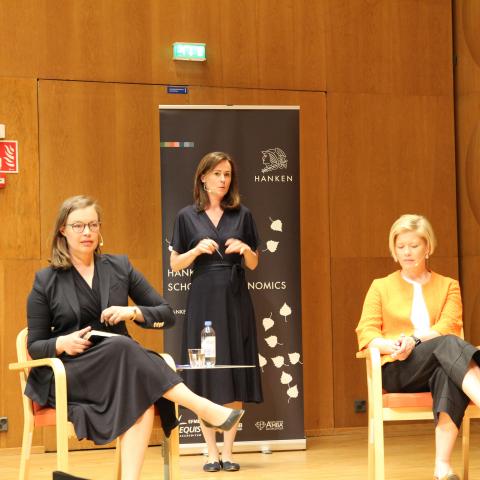 Sustainable strategy in turbulent times