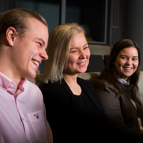 Studenter i auditorium