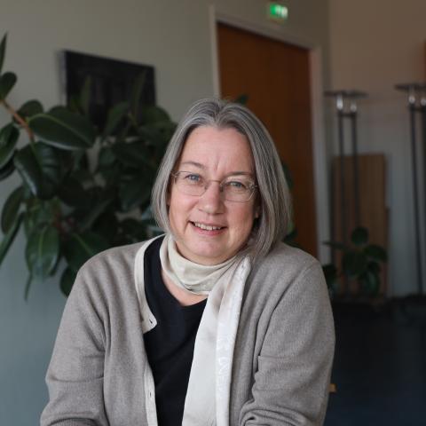Portrait picture of Associate Professor Pia Polsa at Hanken.